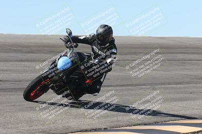 media/Oct-13-2025-Moto Forza (Mon) [[a66d839500]]/4-C Group/Session 2 (Bowl)/